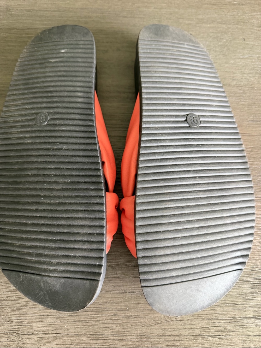 a new day Coral Knot Slide Sandals with Black Footbed - Picture 3 of 4